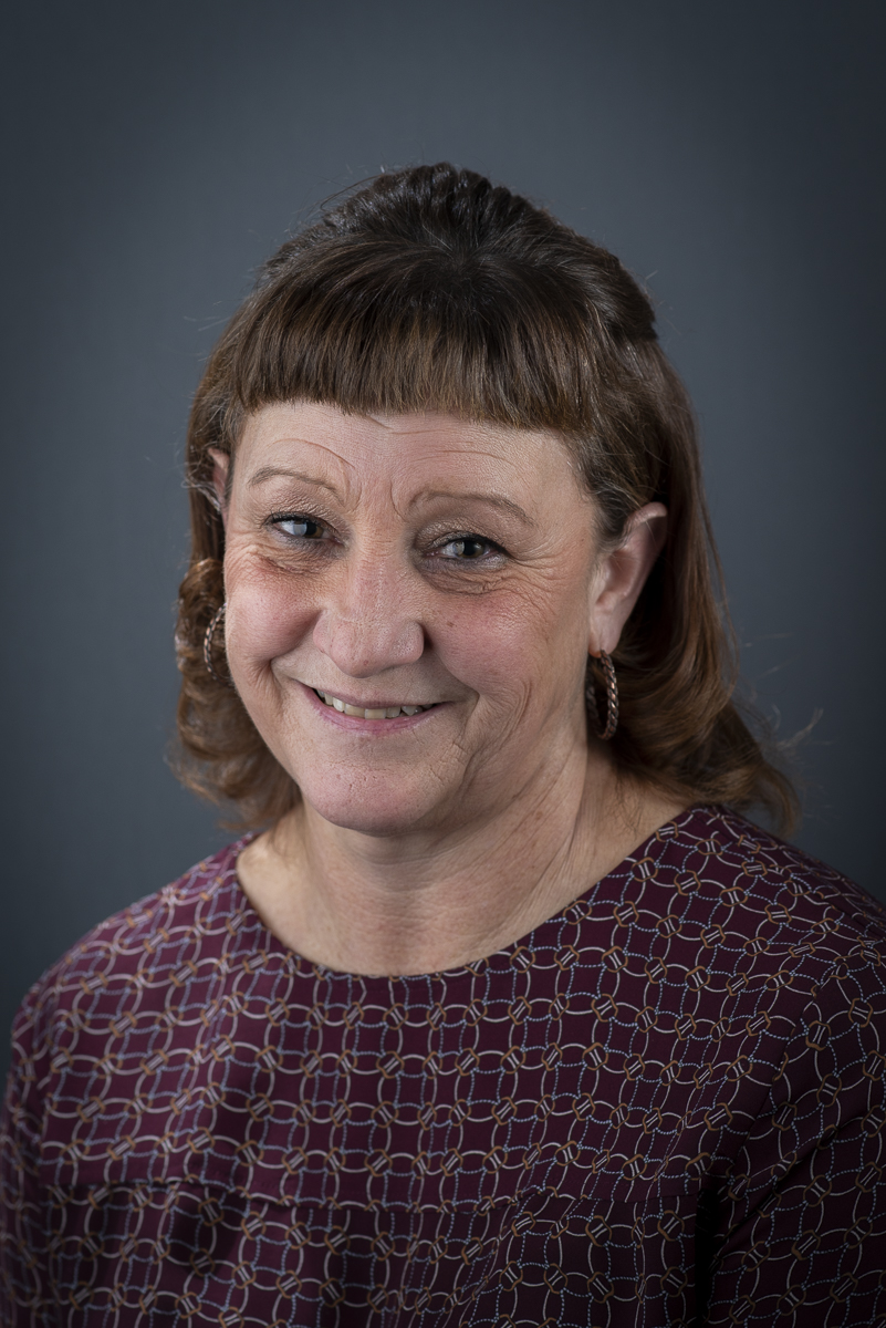 Longtime Political Science administrator Rhonda Burns retires amid cheers and tears